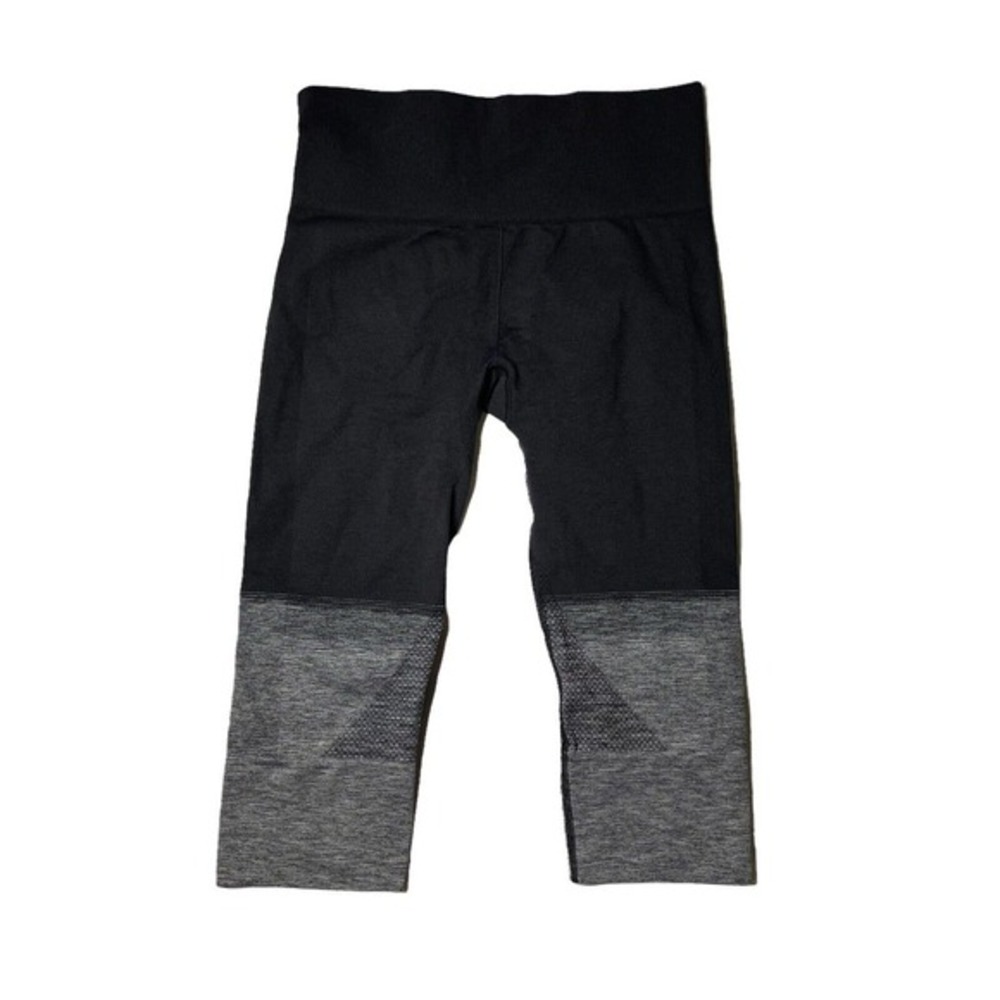 Lululemon Seamlessly Street Crop Pant Heathered Black‎ Size 6